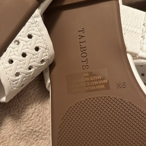 Talbot White Sandals 9 - Picture 4 of 4